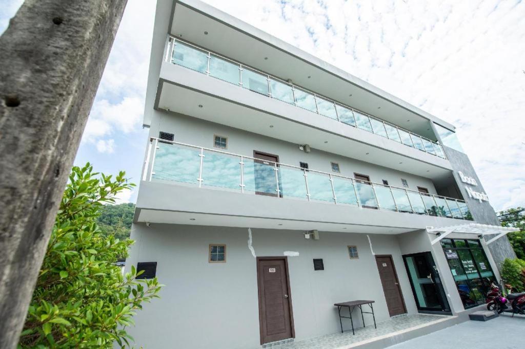 Oyo 259 Baan Napatr Hotel หาดบางเทา ภายนอก รูปภาพ